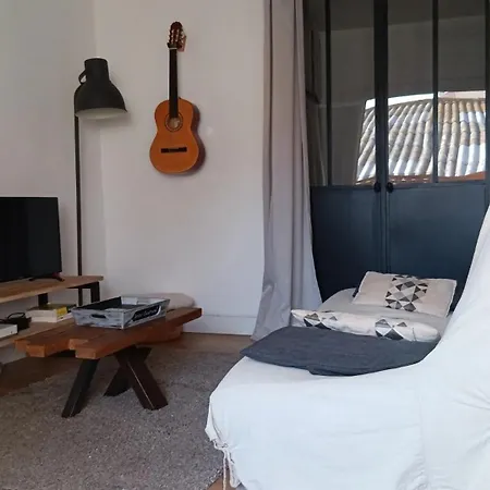 Le Quai 17 Apartman *